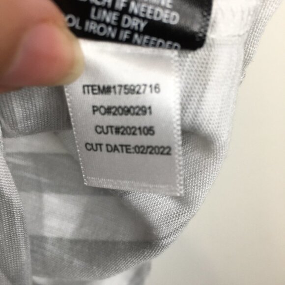 Torrid Classic Fit V-neck White/Gray Striped Lace Trim Top Size 6X. NWT - Picture 15 of 15